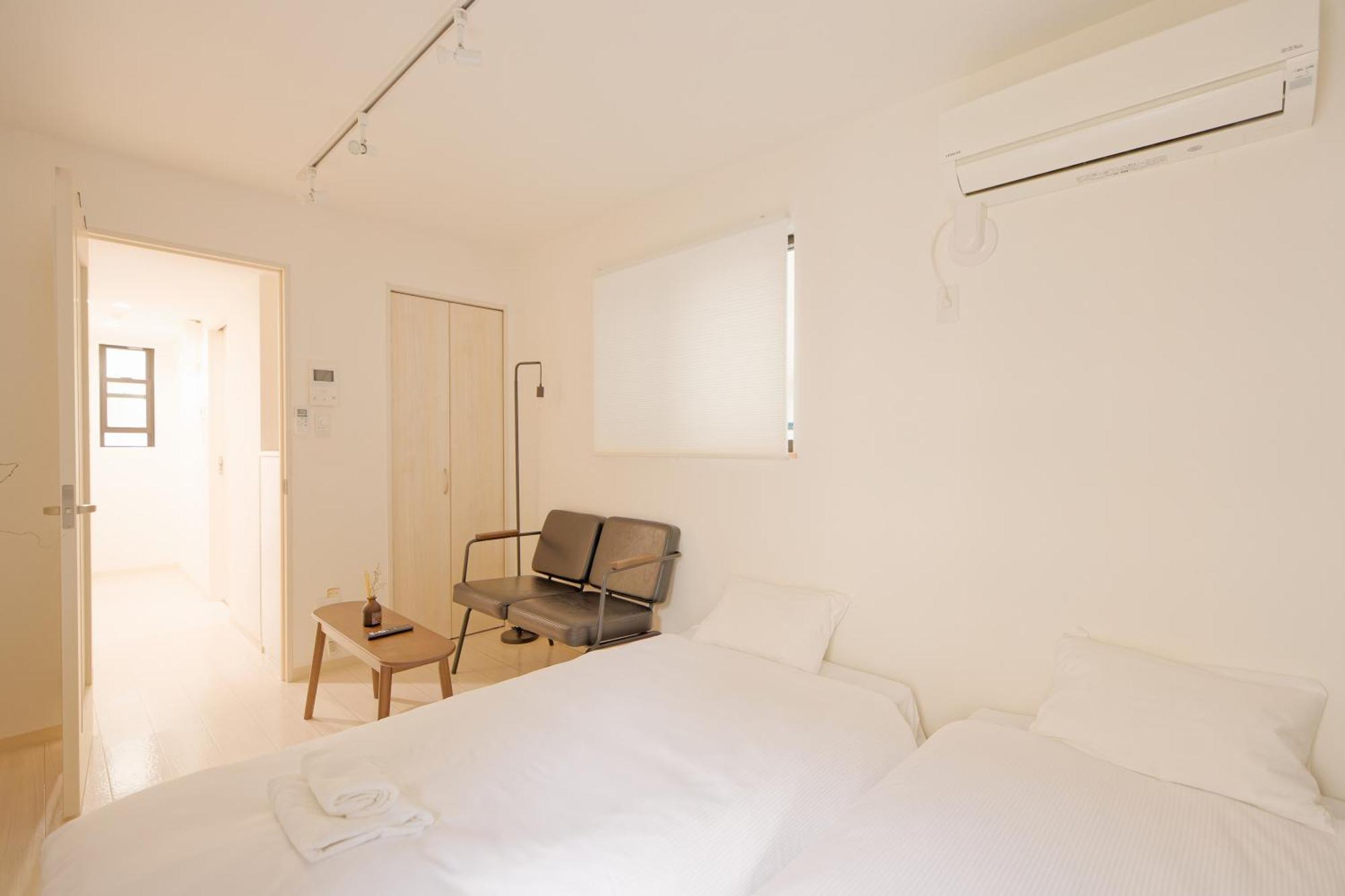 Calm Riverside Inn Close To Ikebukuro Tokyo Bagian luar foto
