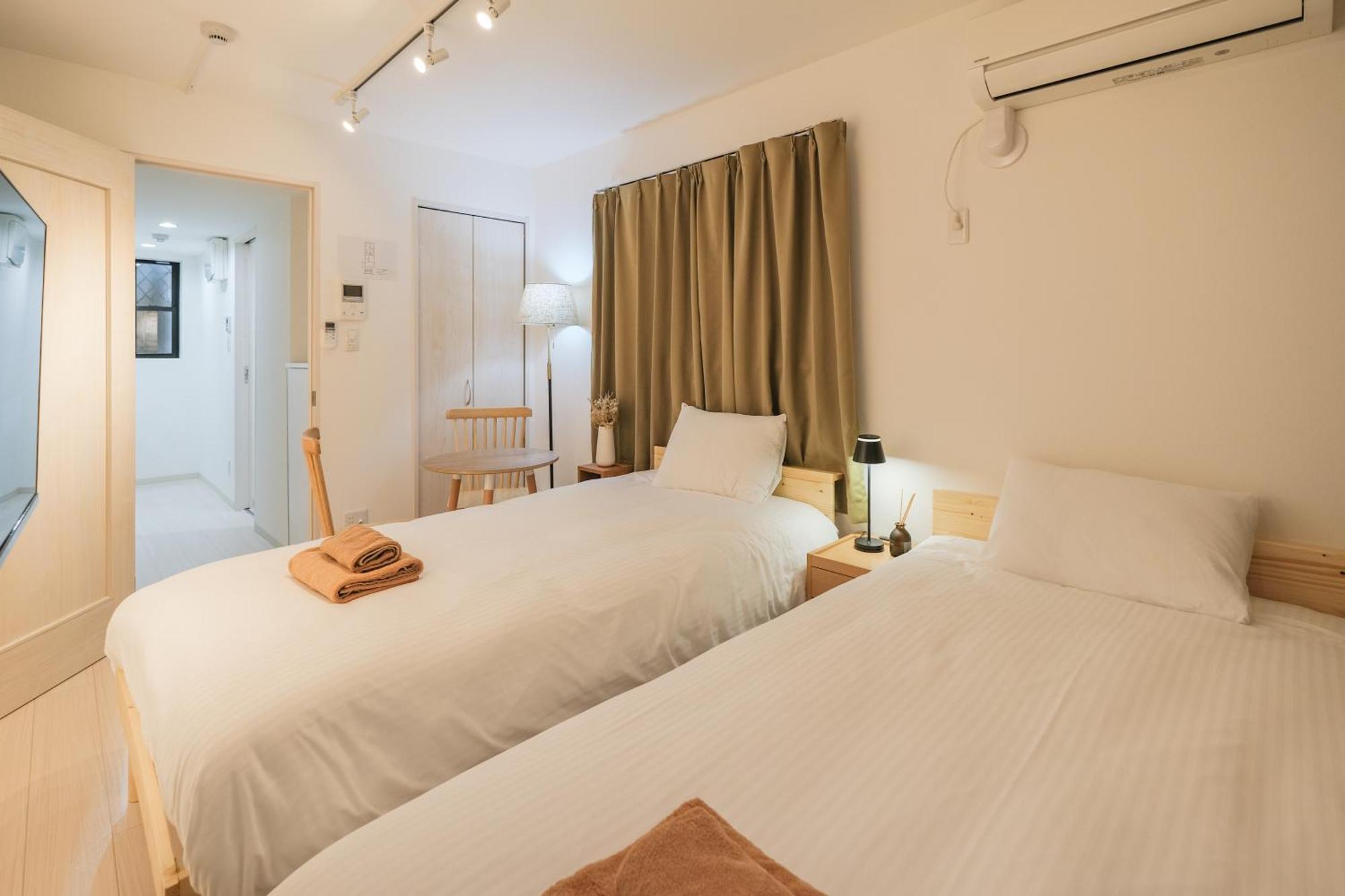 Calm Riverside Inn Close To Ikebukuro Tokyo Bagian luar foto